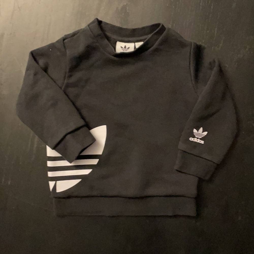 Adidas sweater size 9-12M